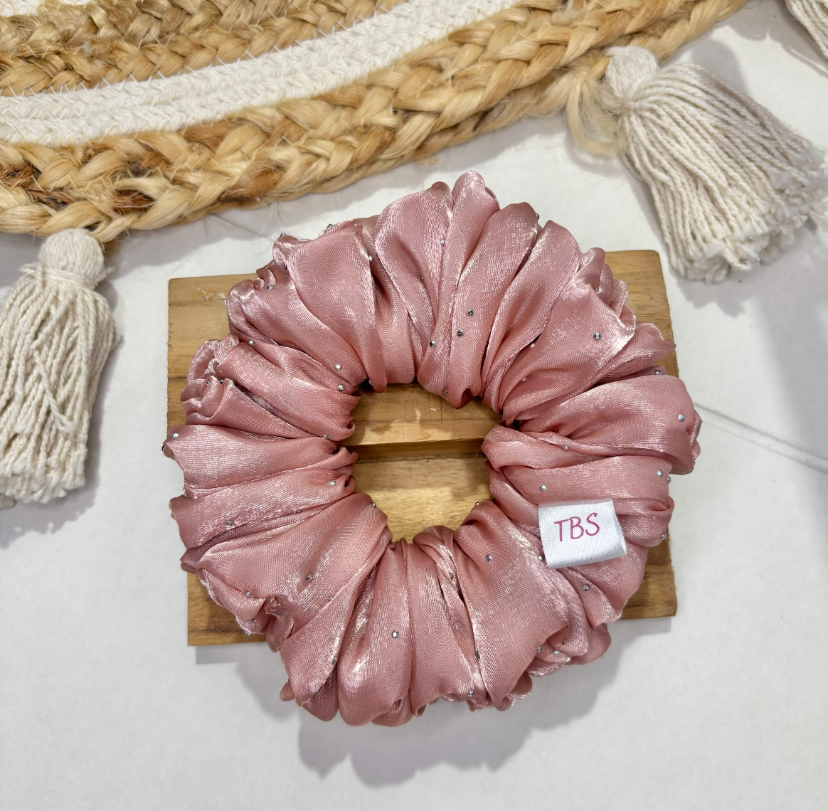 Peach – Glow Glam Scrunchie