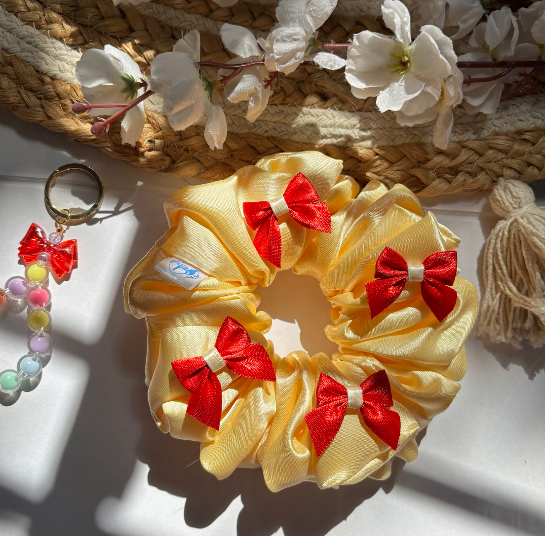 Pookie – Cloud Size Satin Scrunchie