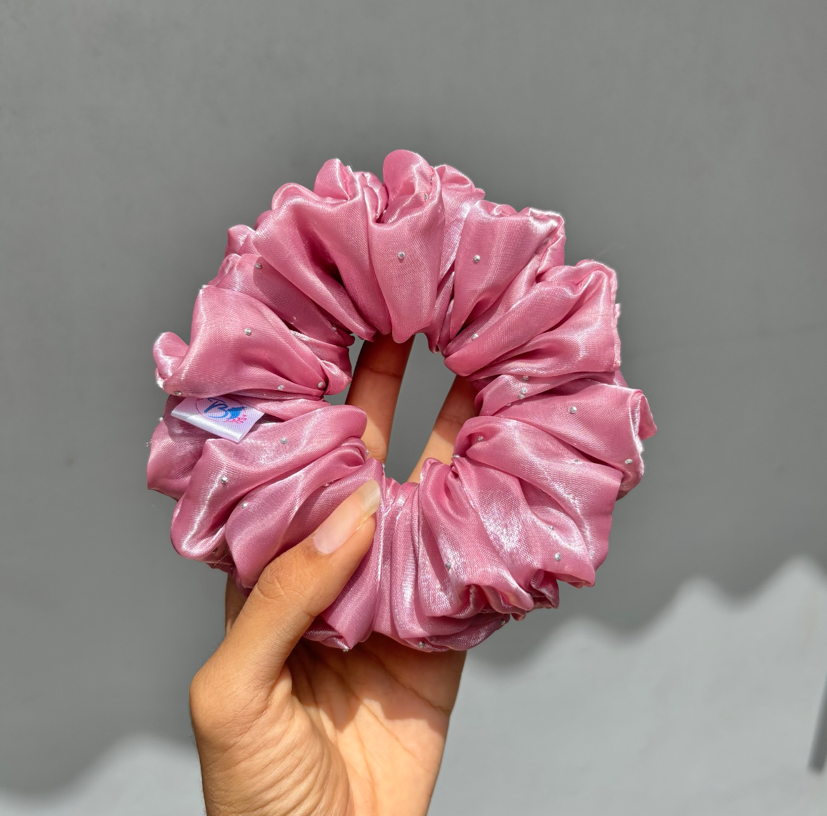 Rose – Glow Glam Scrunchie