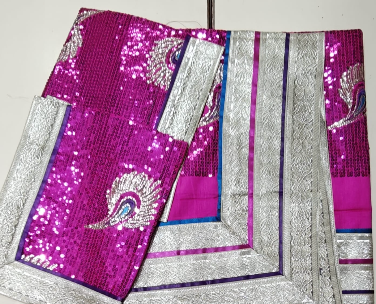 Magenta Peacock Feather Rumala Sahib