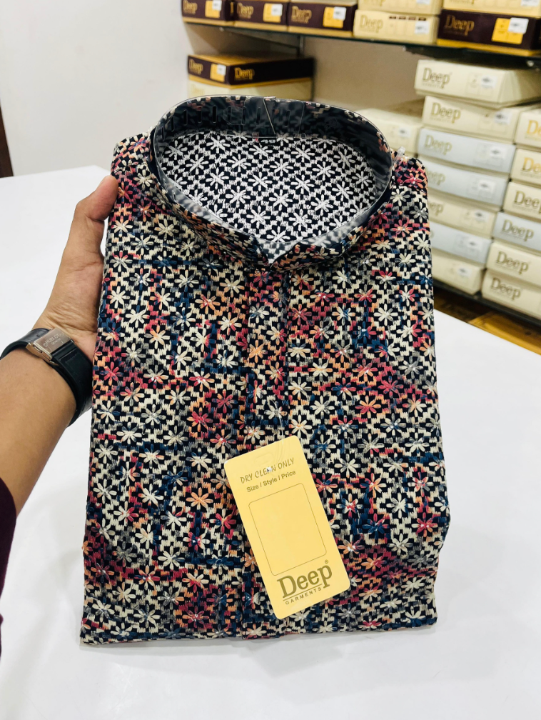 Red & Beige Geometric Kashmiri Print Kurta