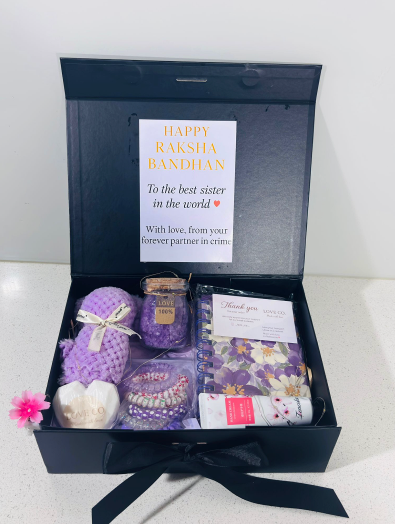 Lavender Luxe – Customisable Gift Box for Her