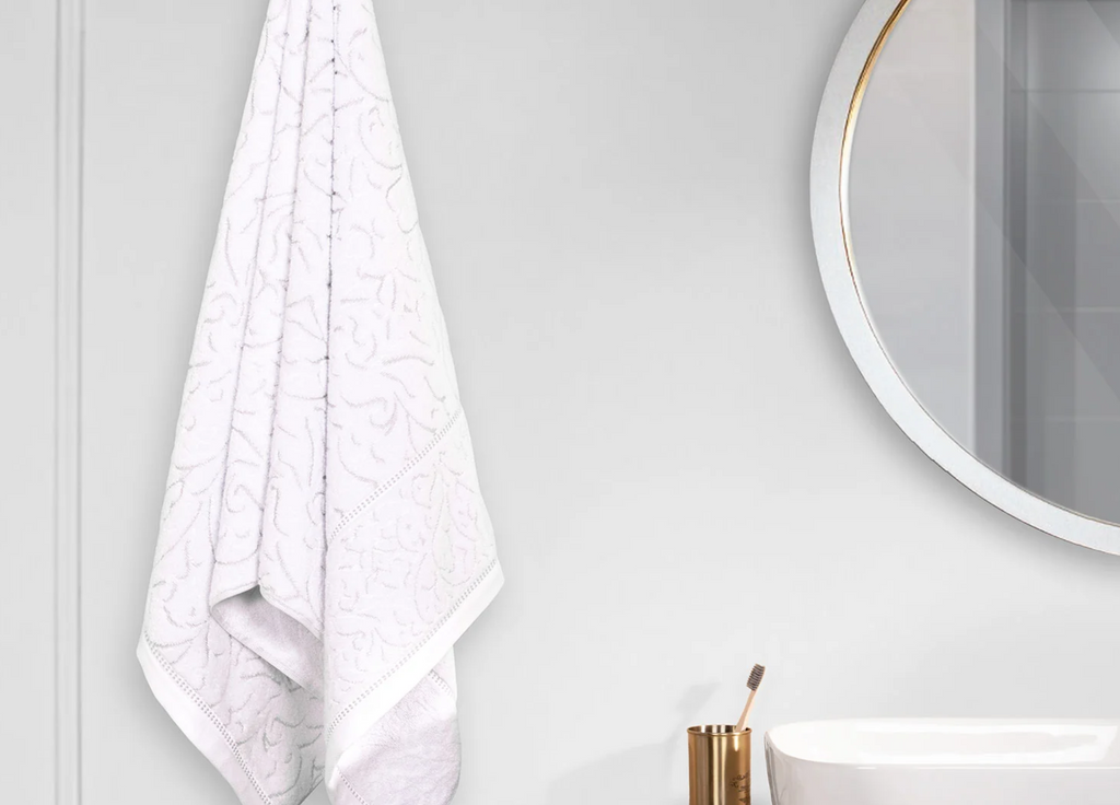 Nectorsoft Be Our Guest 1 Pc Bath Towel, Curate, White| 625 GSM Cotton